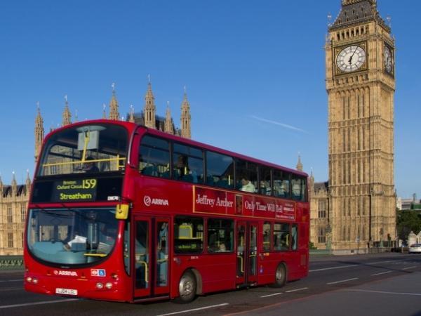 Londra: inaugurata la più grande flotta europea di autobus elettrici
