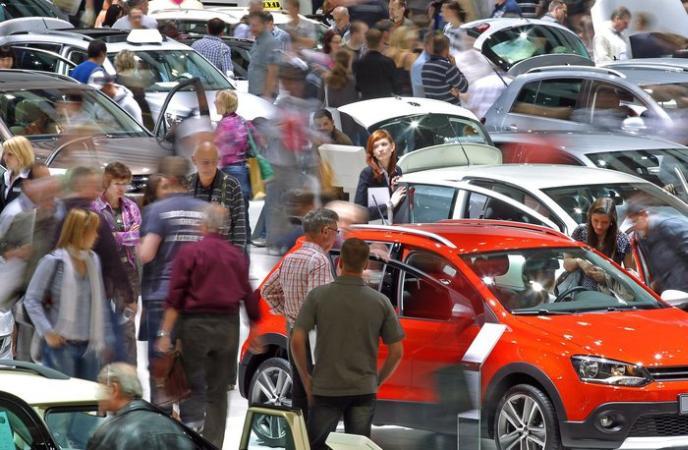 Il mercato europeo dell'auto chiude un ottimo 2016