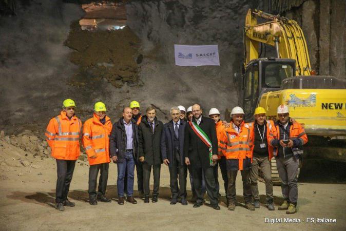 RFI, linea Arcisate-Stabio: abbattuto ultimo diaframma galleria Induno