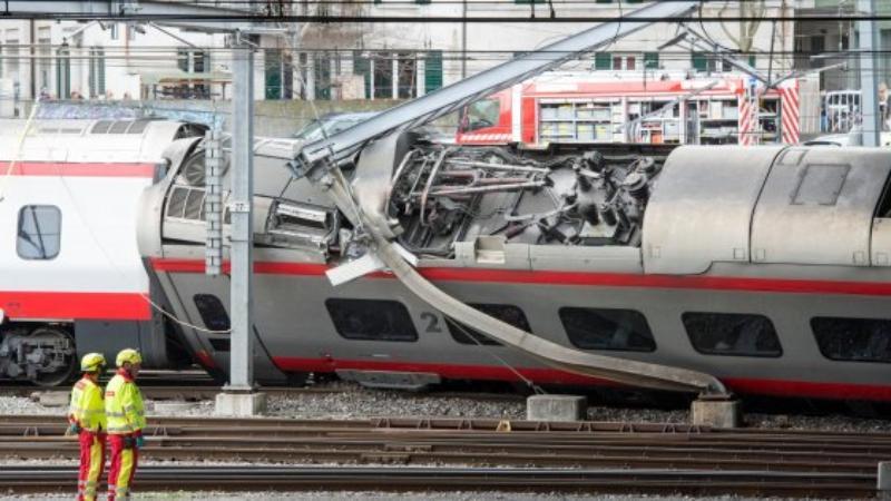 lucerna treno deragliato