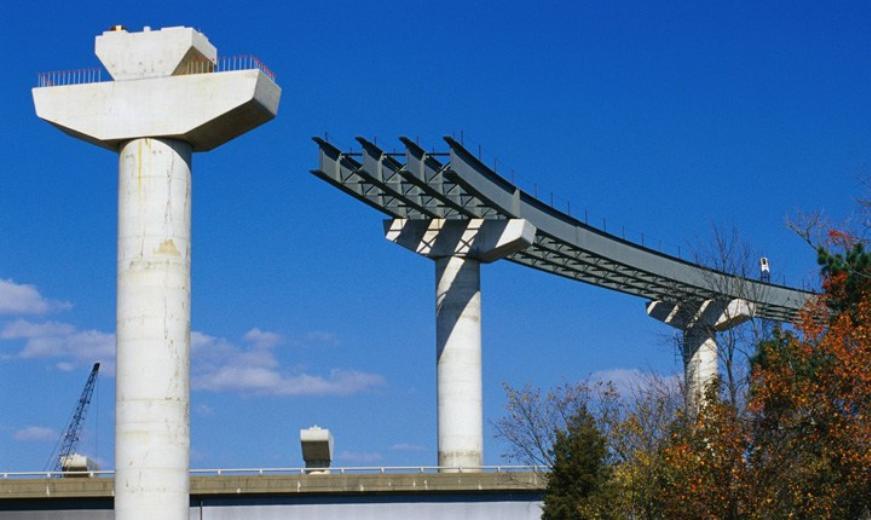 Ponte in costruzione