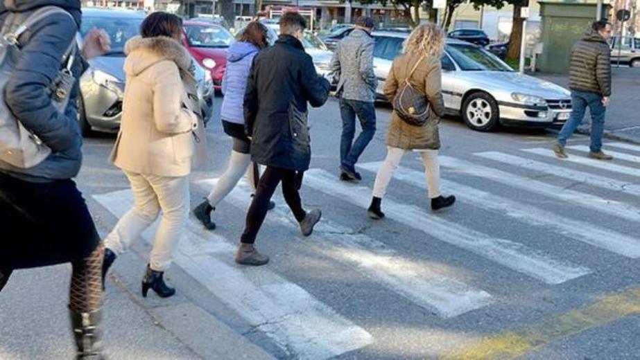 Pedoni e automobilisti, un rapporto di odio e amore