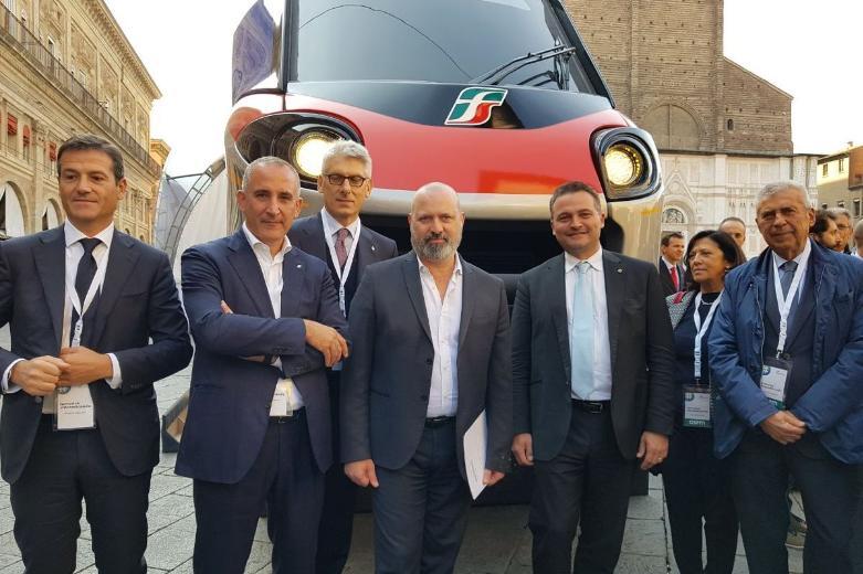 FS, Trenitalia dà il via al roadshow dei nuovi treni regionali