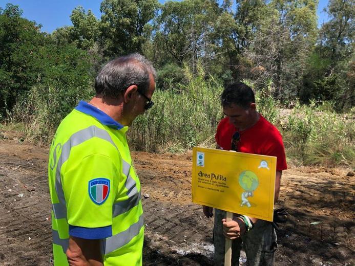 Calabria: Anas, comune di Cirò e volontari insieme per la raccolta dei rifiuti abbandonati sulla strada statale 106 "Jonica"