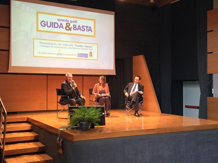 Anas, artisti e giornalisti insieme per la canzone "GUIDA E BASTA"