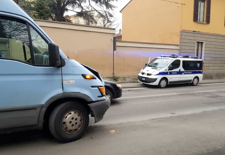 mezzi su strada