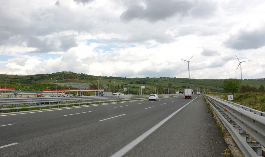 Anas, al via colonnine per auto elettriche sulle autostrade