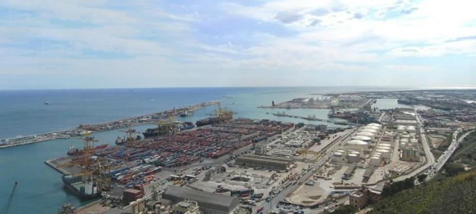 Porto di Barcellona (Fonte - iltraghetto.it)