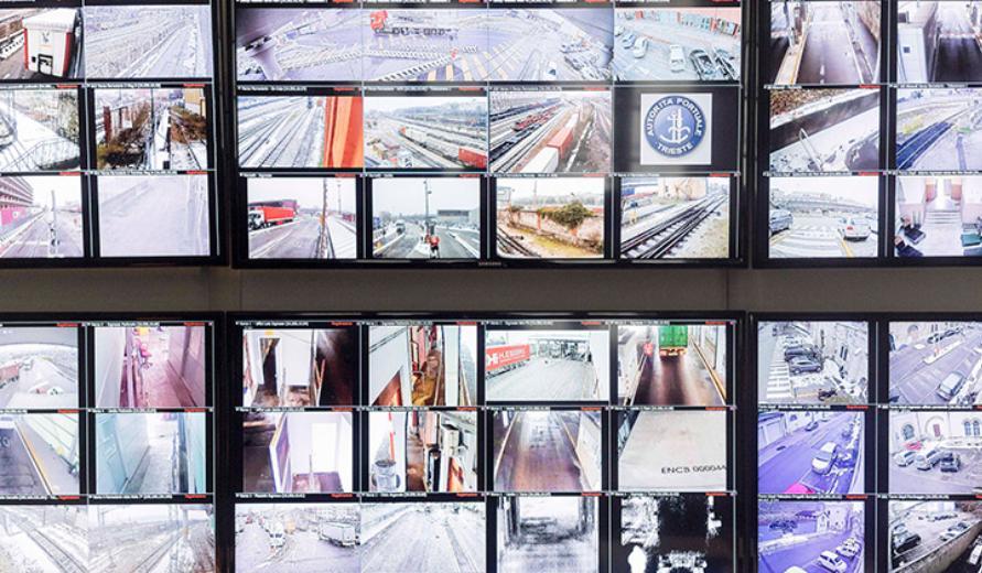 Porto Trieste e Anas, tir sotto controllo con la nuova "smart road"