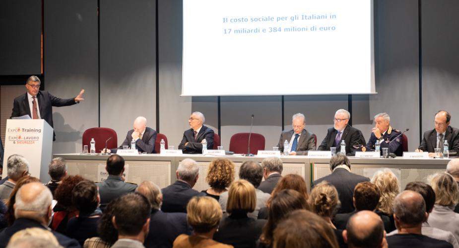 Infortuni sul lavoro, in Italia più della metà delle morti avviene su strada