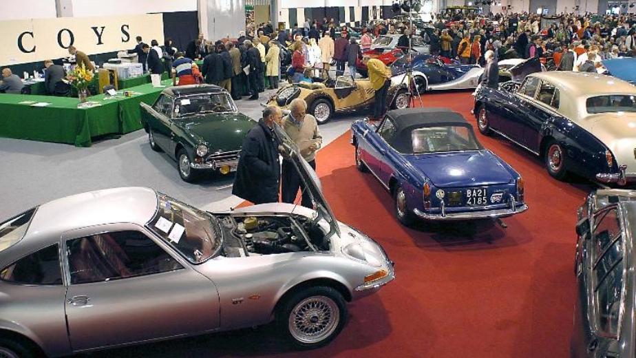 Auto e moto d'epoca: appuntamento a ottobre con le più iconiche della storia