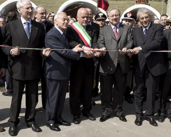 Taglio del nastro Variante di Teramo